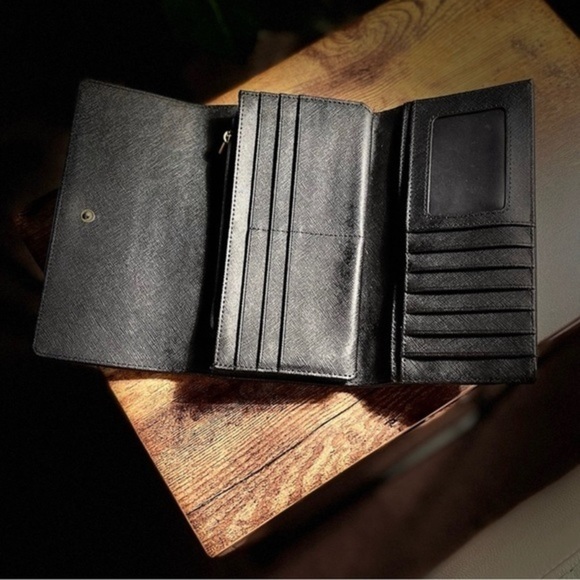 Sold - Picture 4 of 7